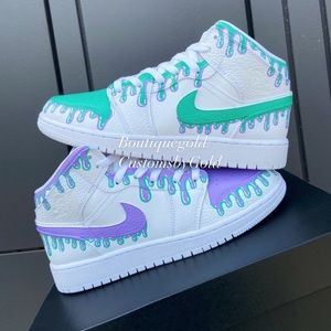 Customs Nike Air Jordan’s drip